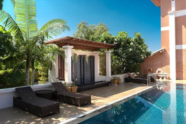 pool-side-area